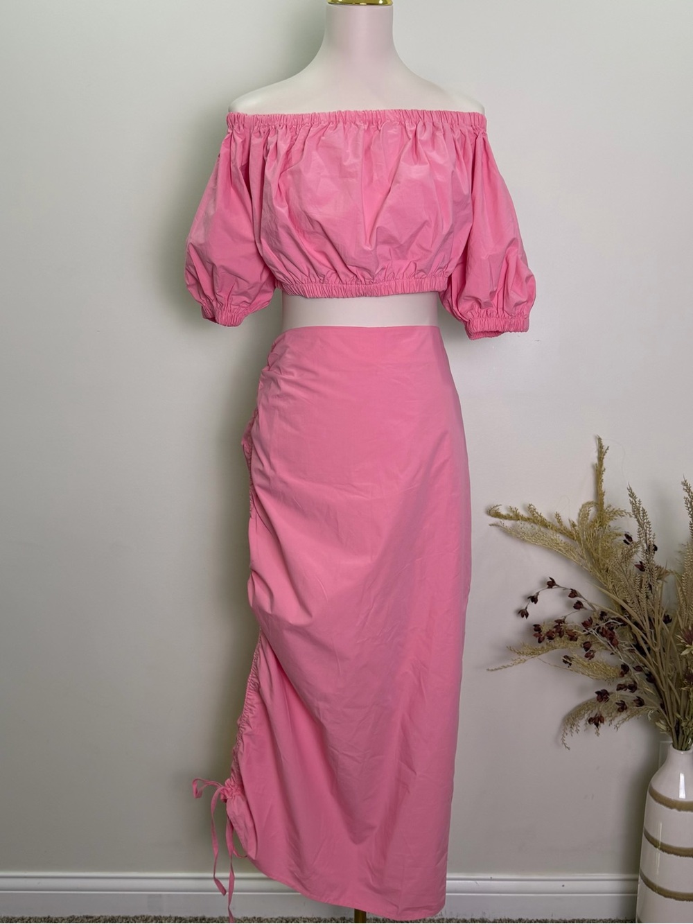 Pink Off-Shoulder Crop Top and Maxi Skirt Set Size Large